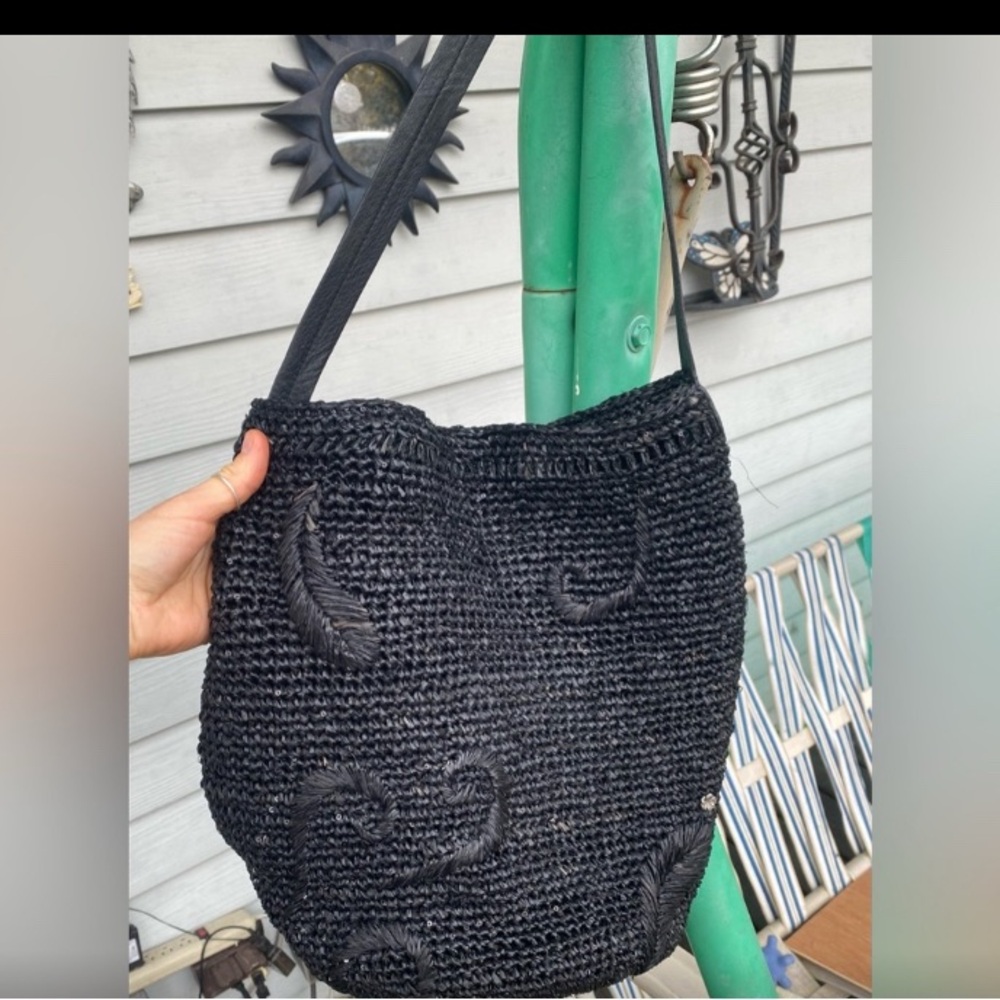 Black Flora Bella Woven Shoulder Bag